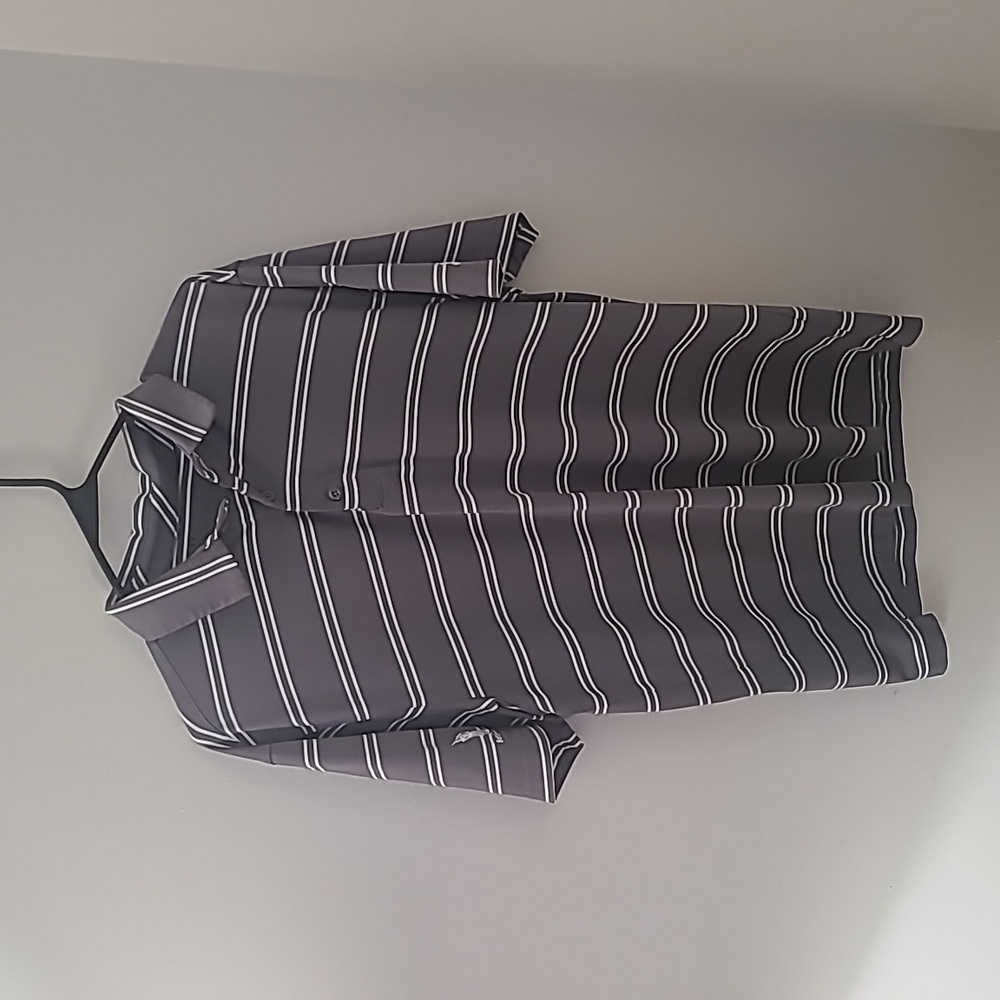 Men's large underarmor short sleve button-down